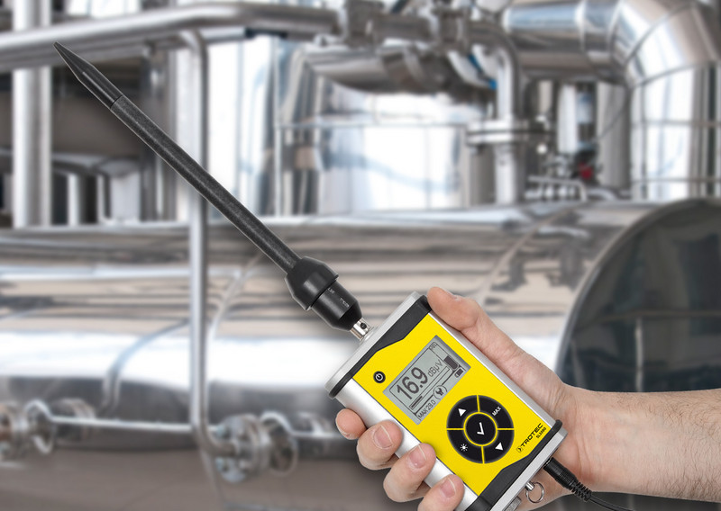 Fast leak detection on compressed air lines as well as steam, gas and vacuum systems