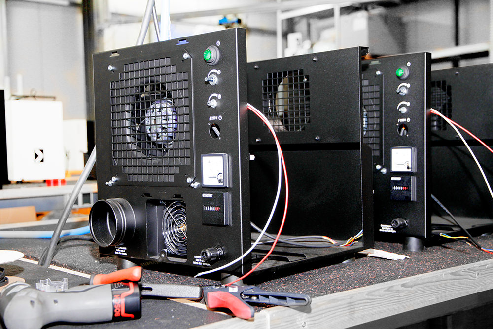 Thanks to high-quality components and an innovative housing design the new TTR air dehumidifiers are the lightest machines of their performance class.