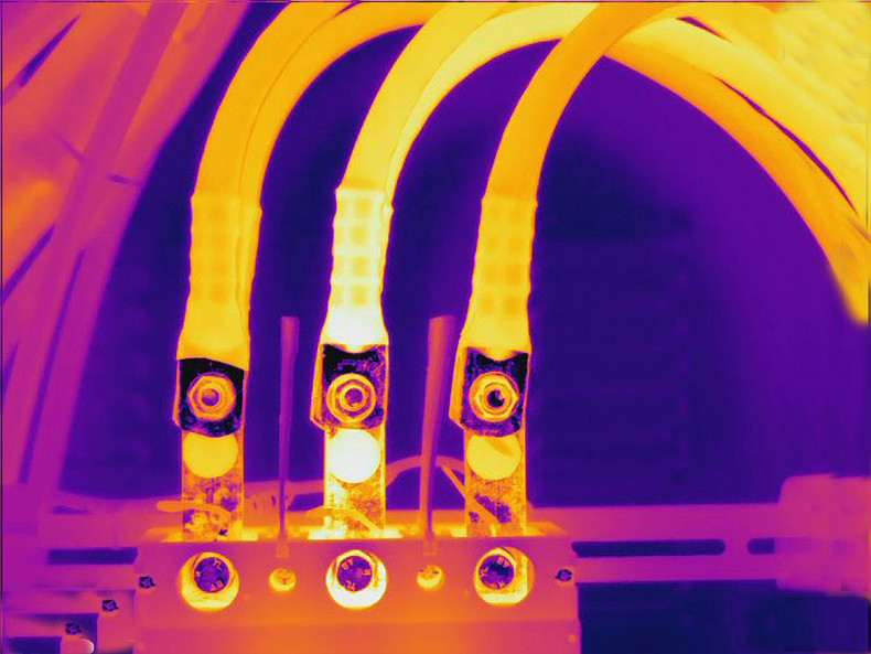 Thermography with the thermal imaging camera IC300 from Trotec