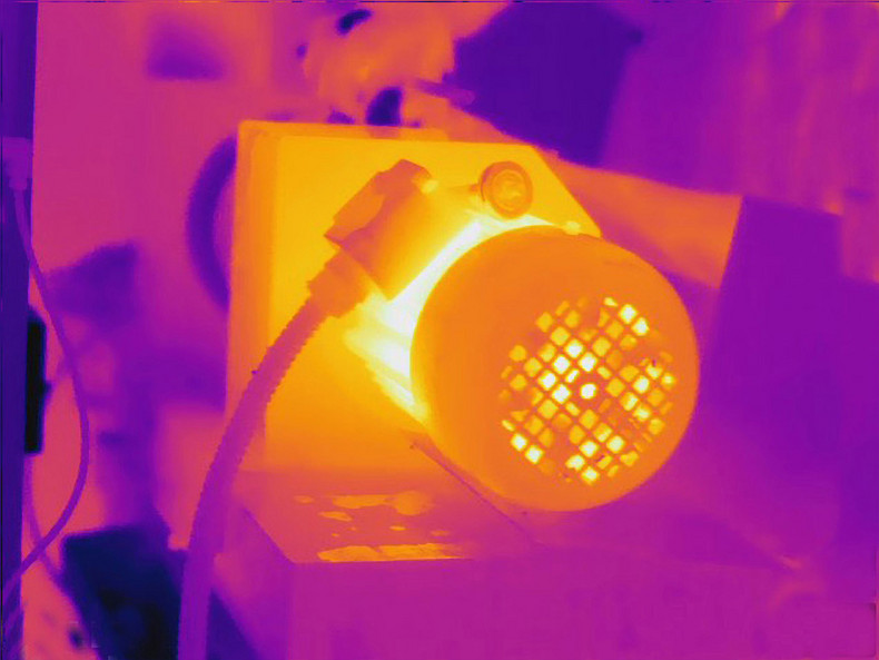 Thermography with the thermal imaging camera IC300 from Trotec