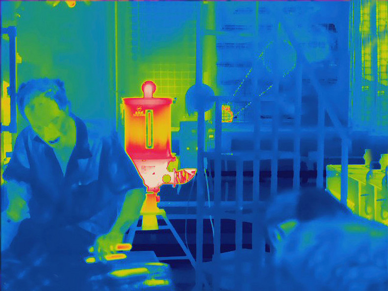 Thermography with the thermal imaging camera IC300 from Trotec