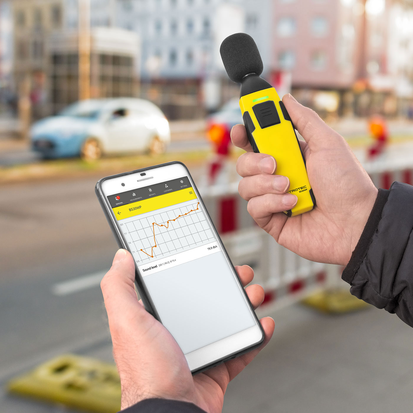 Versatile sound level measuring device as appSensor controlled via smartphone